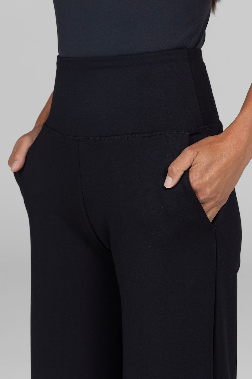HIGH WAIST WIDE LEG PANT: BLACK PONTE